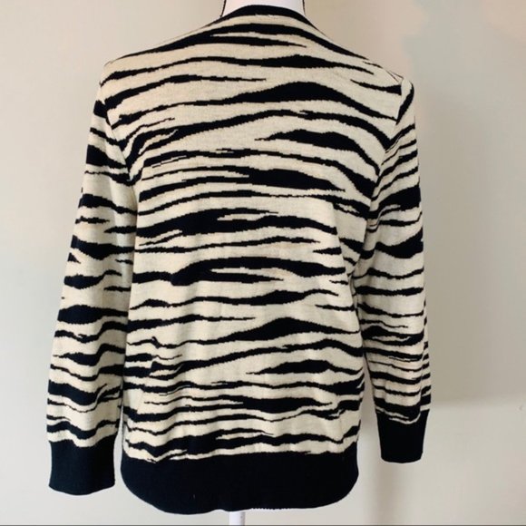 Pre-Owned $90 Ann Taylor Zebra Zip Cardigan Medium - Picture 10 of 10